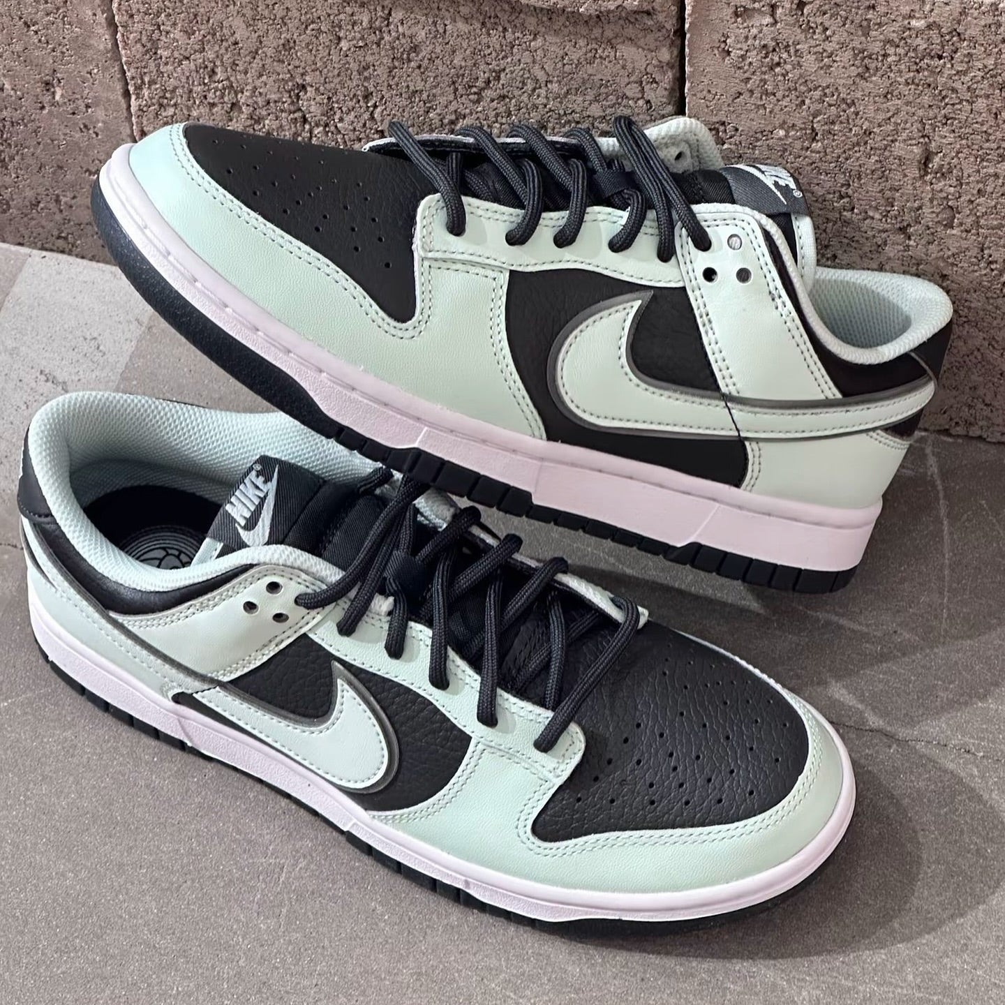 Nike Dunk Low - Dark Smoke Grey Barely Green (FZ1670-001)