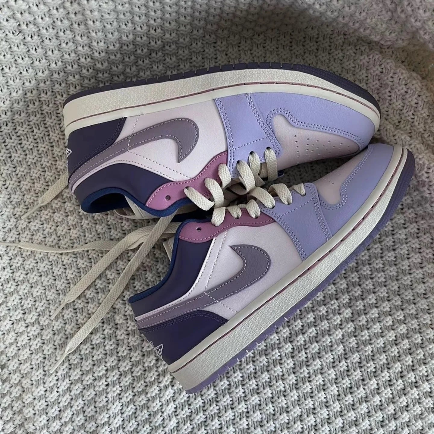 Nike Air Jordan 1 Low - Pastel Purple (DZ2768-651)