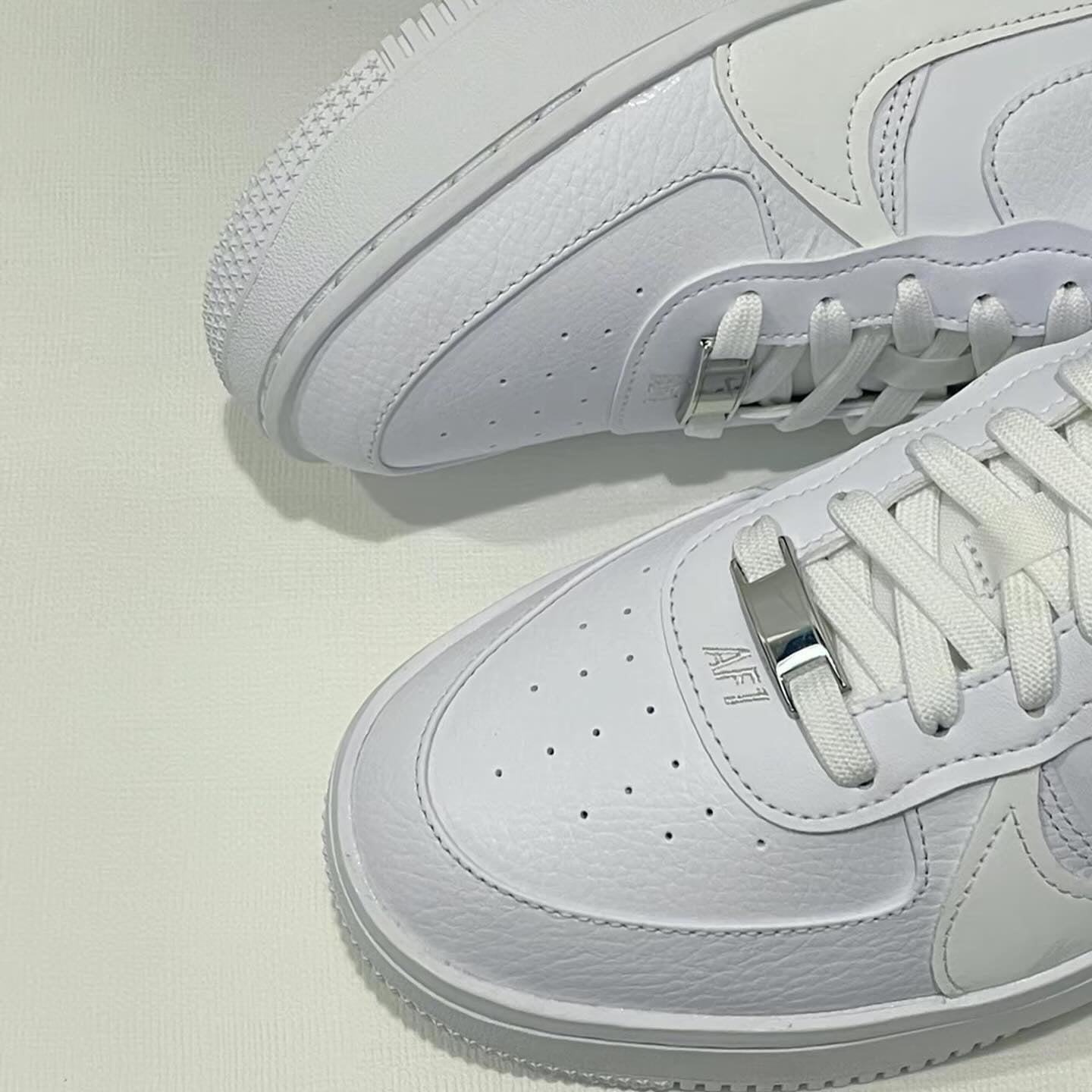 Nike Air Force 1 Low - Triple White (DJ9946-100)