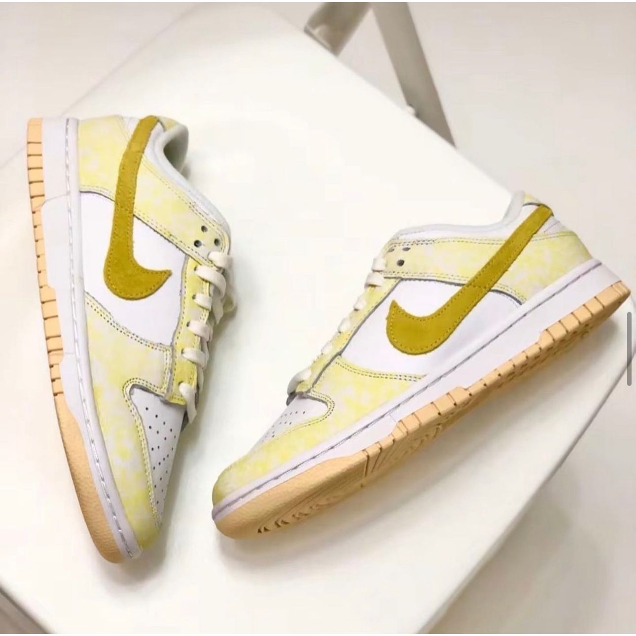 Nike Dunk Low “Yellow Strike“ (DM9467-700)