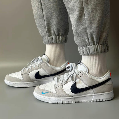 Dunk Low Mini Swoosh 黑白灰 (FJ4227-001)