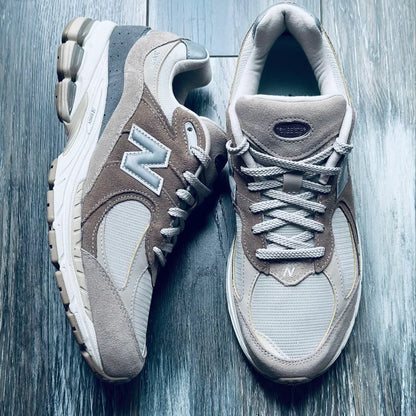 New Balance 2002R Driftwood Sandstone (M2002RSI)