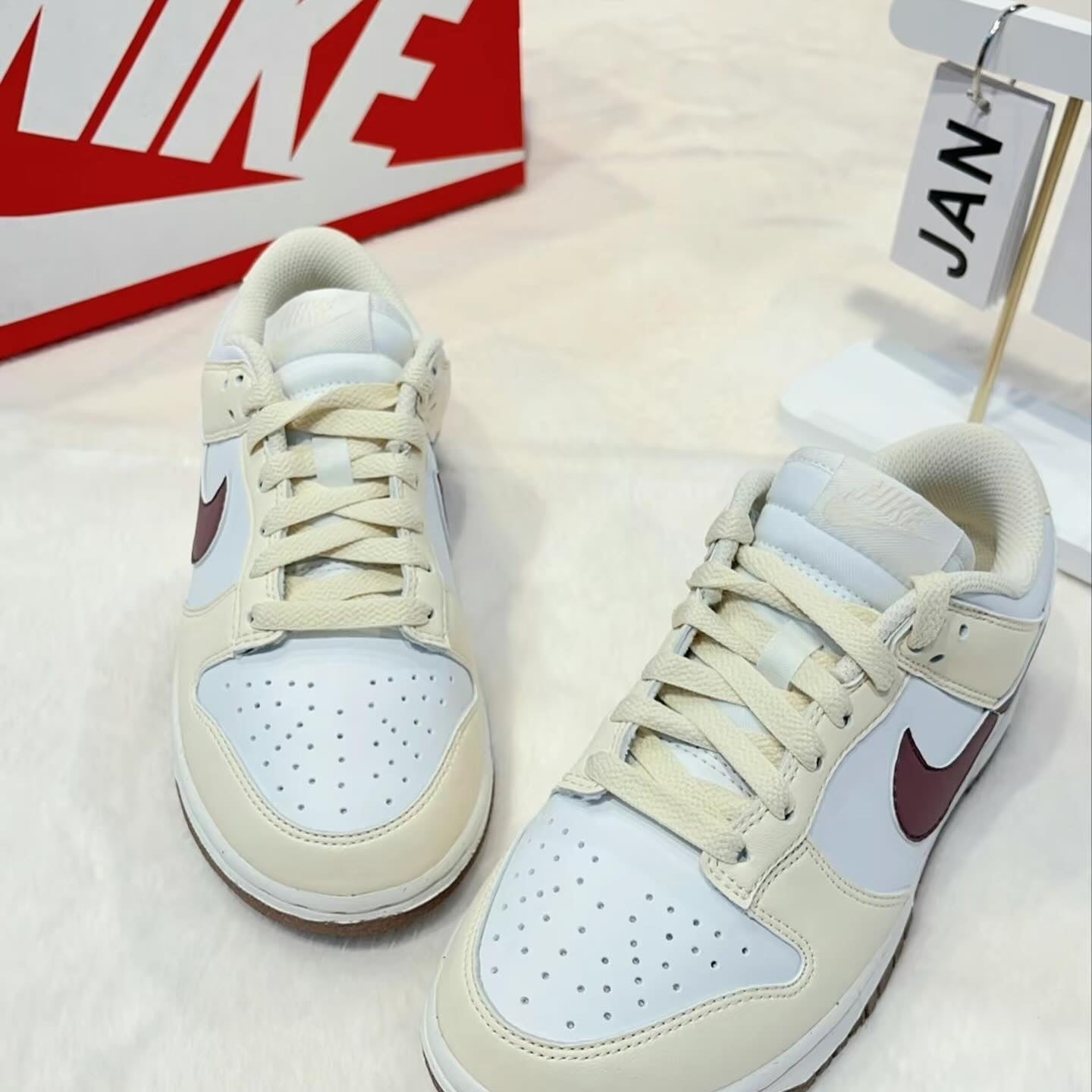 Nike Dunk Low - Next Nature Coconut (DD1873-103)