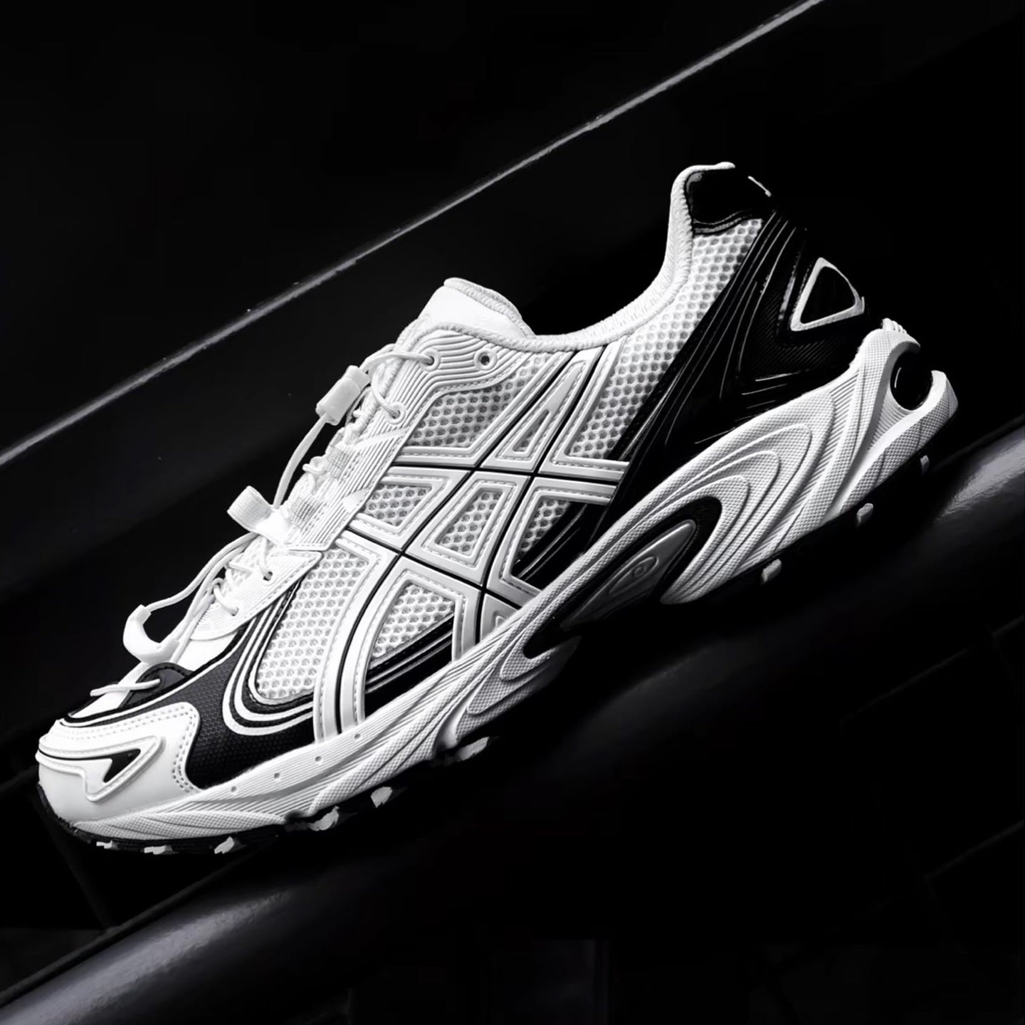 ASICS GEL-KAHANA TR V4 BLACK WHITE (1203A497-100)