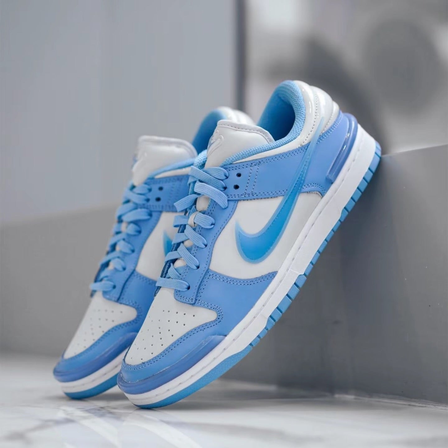 NIKE DUNK LOW TWIST UNIVERSITY BLUE (DZ2794-002)