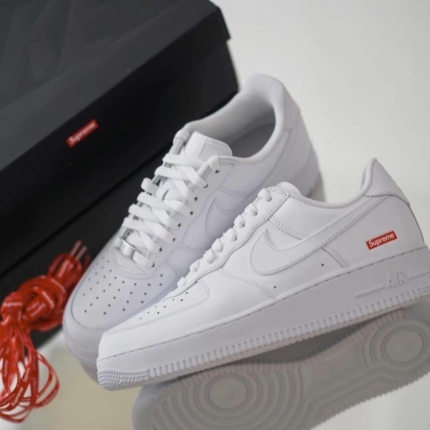 Supreme•Nike Air Force 1 Low box logo (CU9225-100)