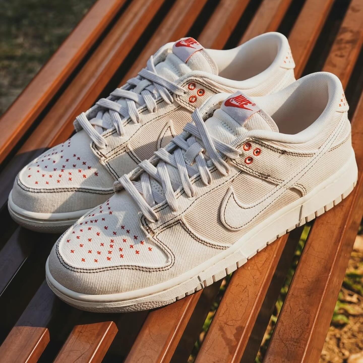Nike Dunk Low Light Orewood Brown (DV0834-100)