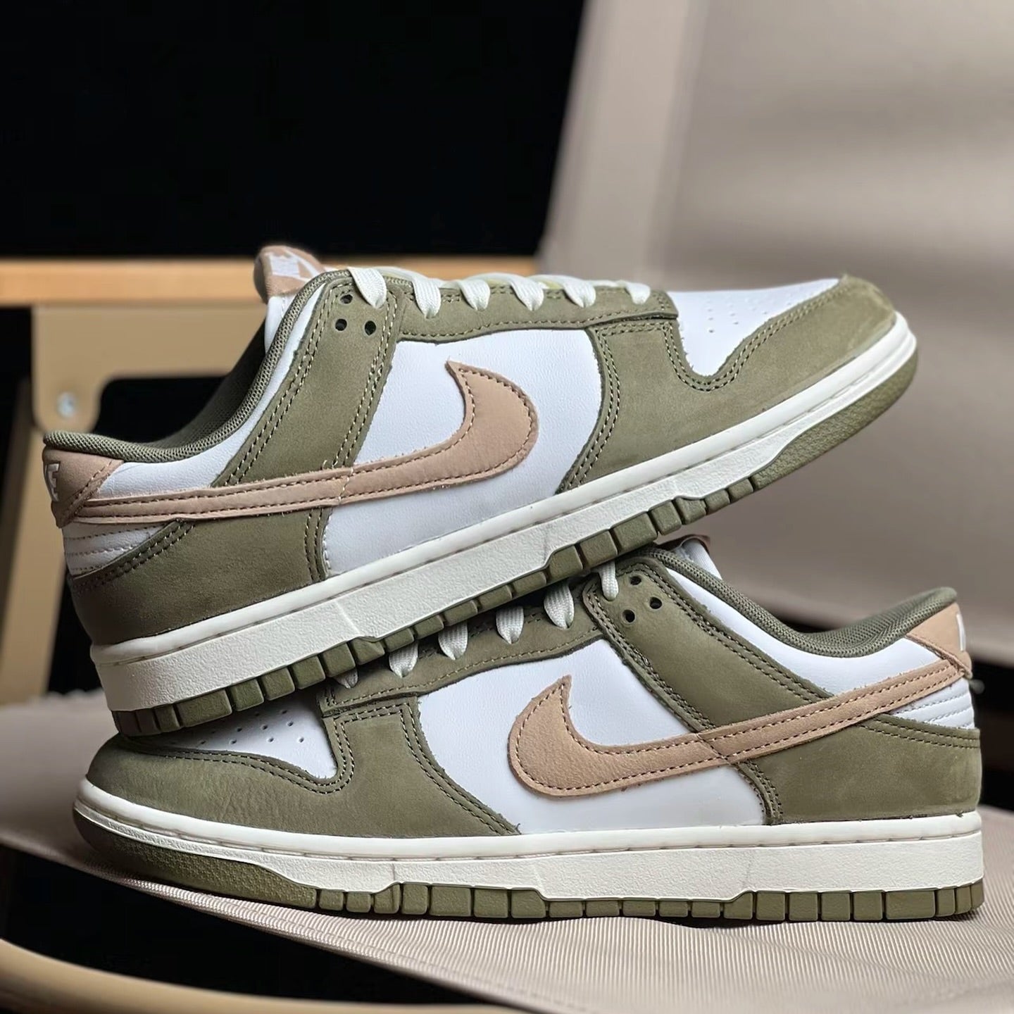 Nike Dunk Low “Medium Olive” (FQ8250-200)