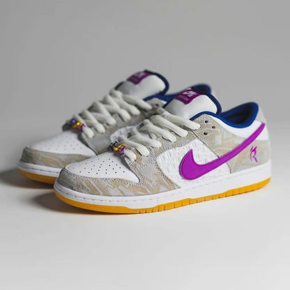 Rayssa Leal-Nike Dunk Low Pure Platinum and Vivid Purple (FZ5251-001)