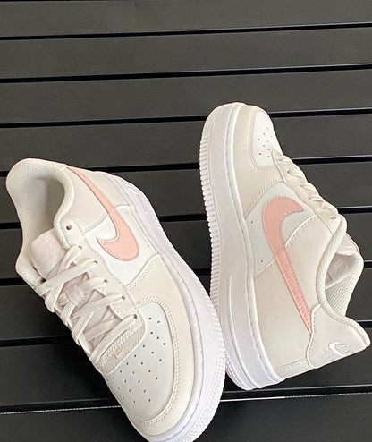 Nike Air Force GS 灰白粉 (FV5948-006)
